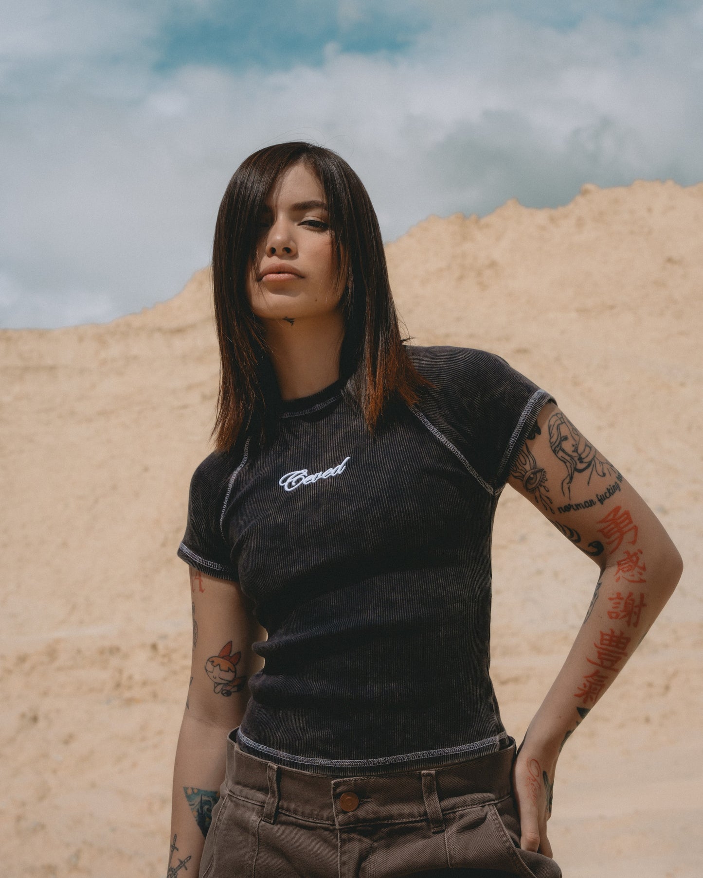 Camiseta Dama Acid Wash - Negra